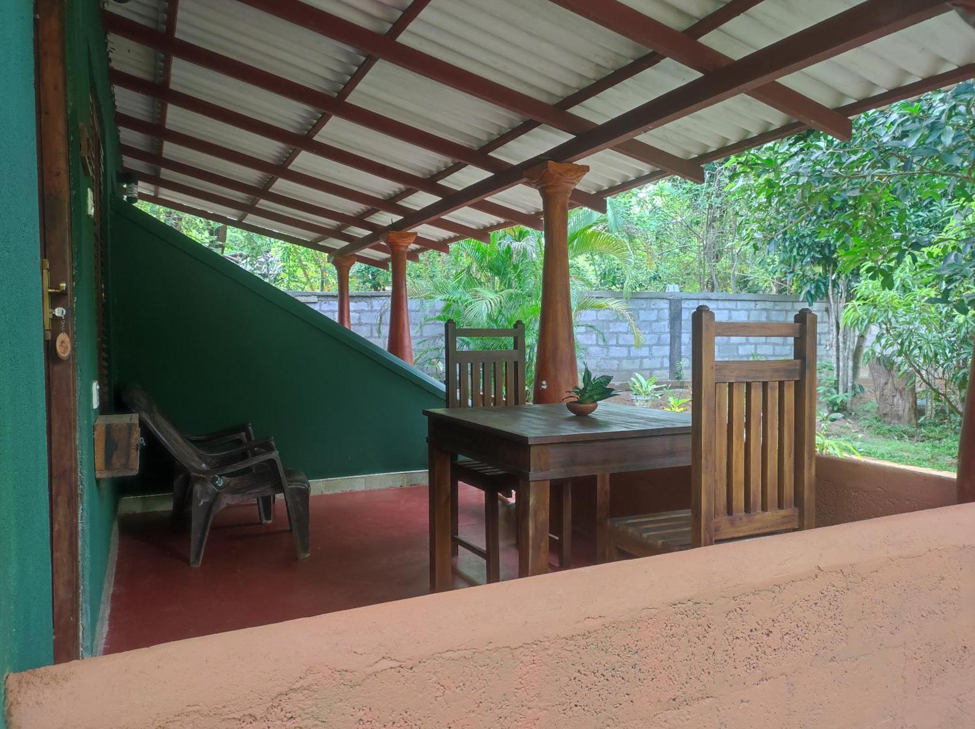 Jaana Guest Hotel Sigiriya Værelse billede