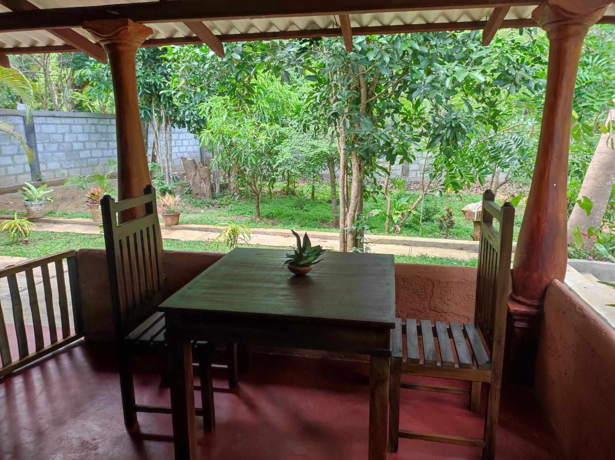 Jaana Guest Hotel Sigiriya Værelse billede